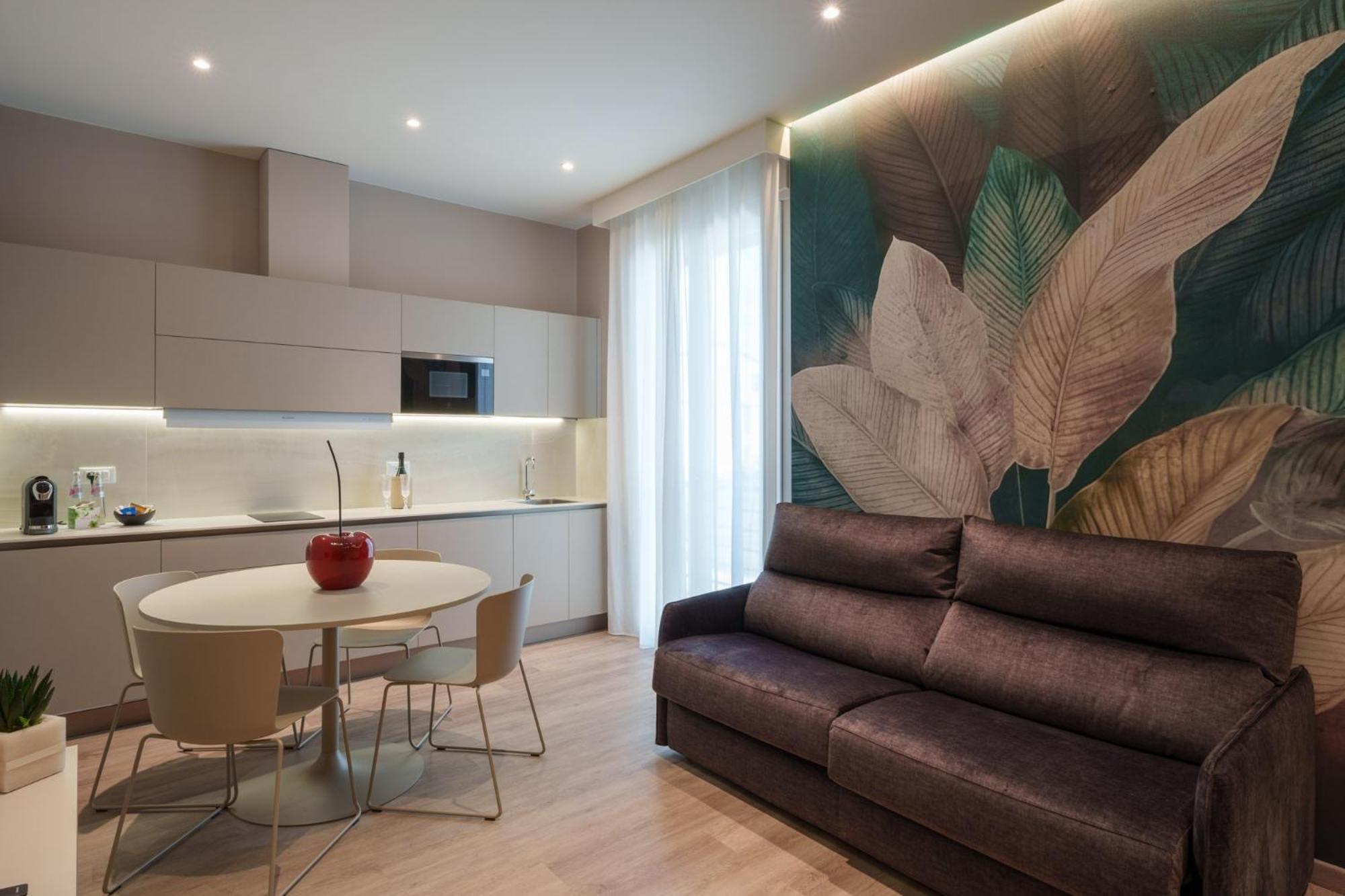 VI Suites Виареджо Екстериор снимка