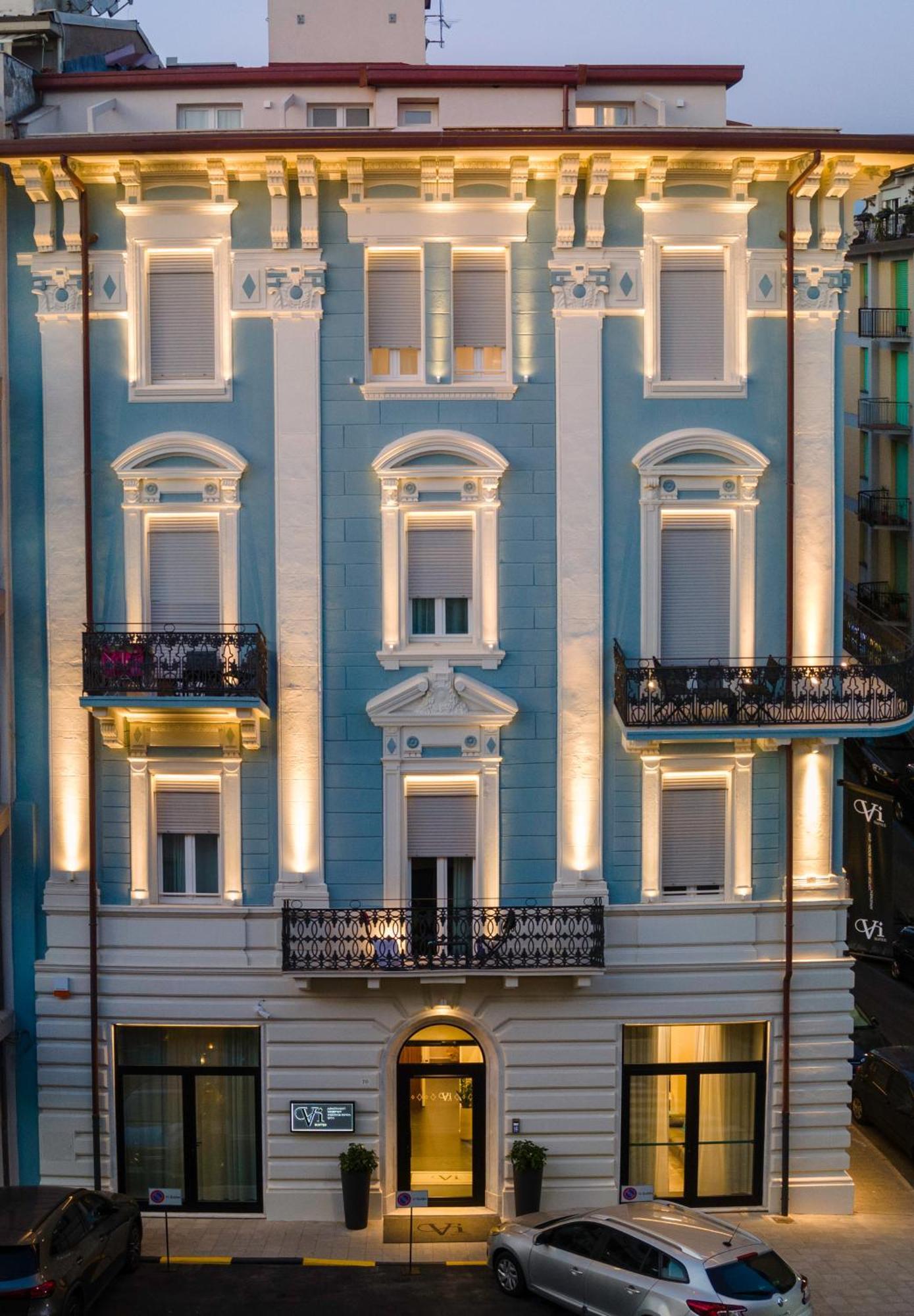 VI Suites Виареджо Екстериор снимка