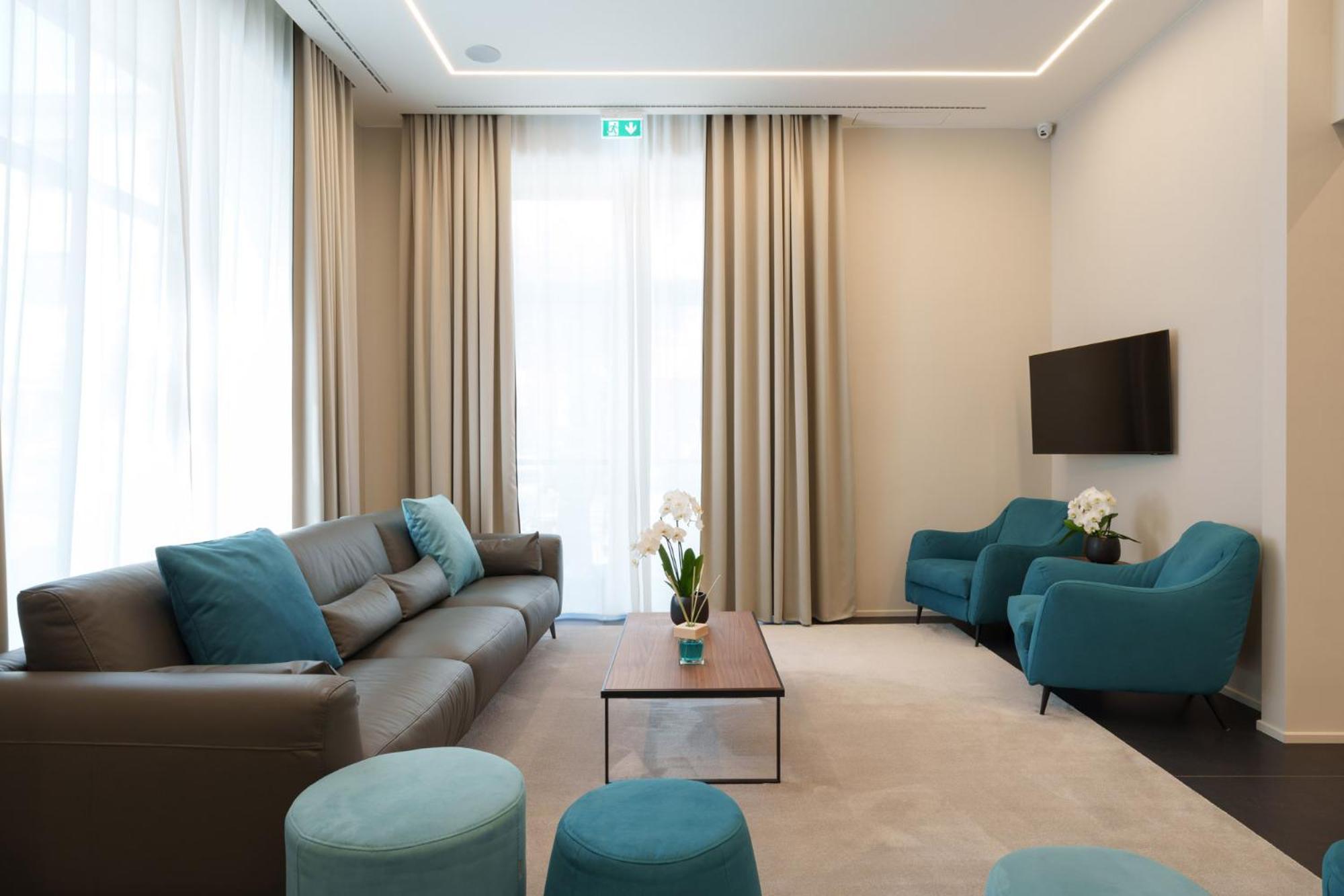 VI Suites Виареджо Екстериор снимка