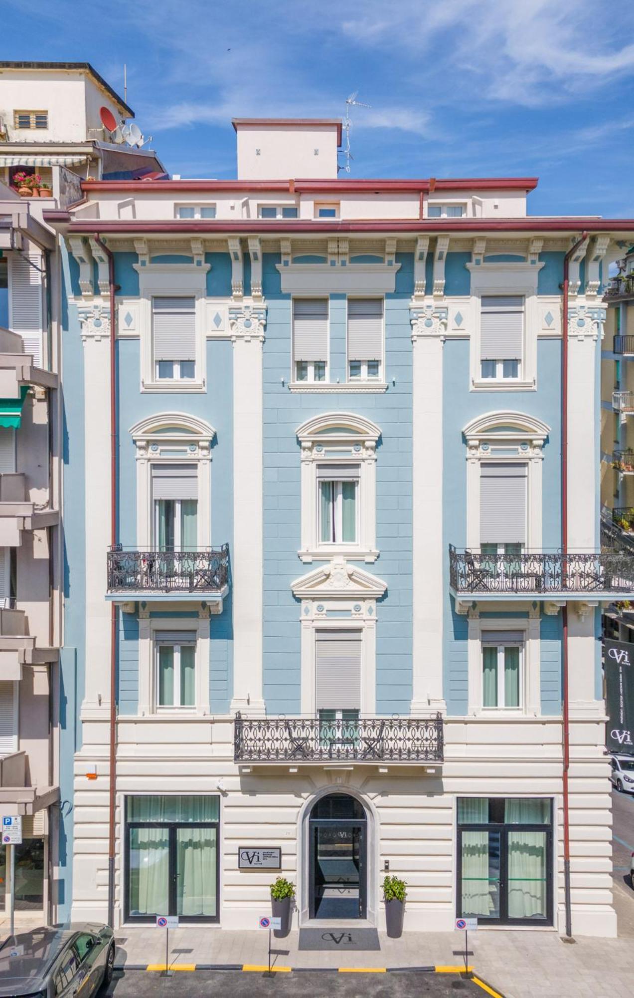 VI Suites Виареджо Екстериор снимка