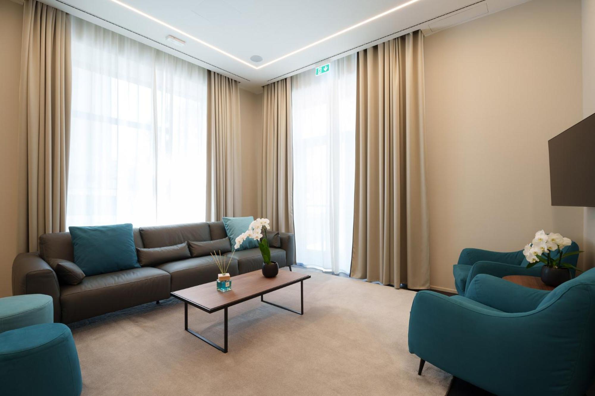 VI Suites Виареджо Екстериор снимка